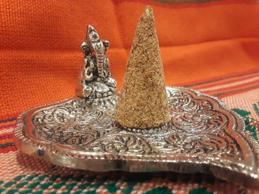 100% Pure Sacred Palo Santo Incense Cones for Cleansing and Purifying